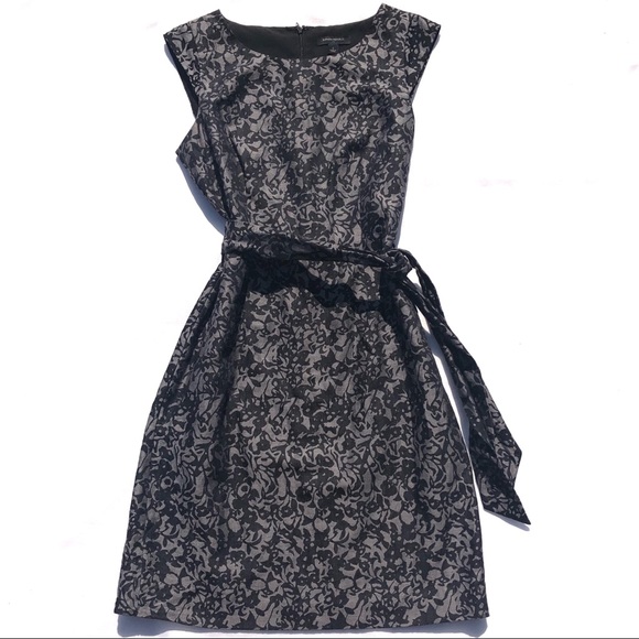 BANANA REPUBLIC SLEEVELESS DRESS 6 - Picture 5 of 15